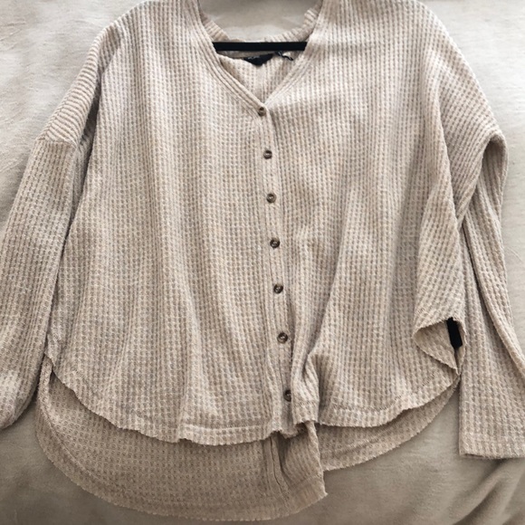 URBAN OUTFITTERS Tan waffle shirt - Picture 1 of 3